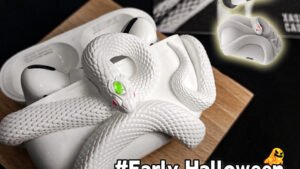 Creative Horrible Snake Wireless Earphone Case Headset Protective Case Silicone Case Earphone Case Cover Early Halloween