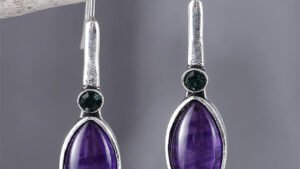 Retro Simple Inlaid Gem Drop Earrings