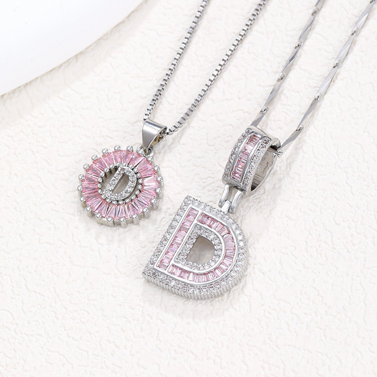 Rock Sugar 26-letter Pendant Necklace For Women, Copper Inlaid Zircon Round Flower Jewelry Set - Image 5