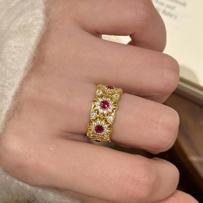 French Retro Rose Window Ring For Women - Image 6