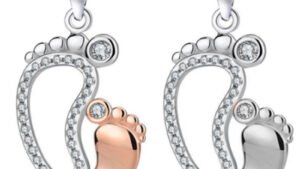 Big and small foot pendants