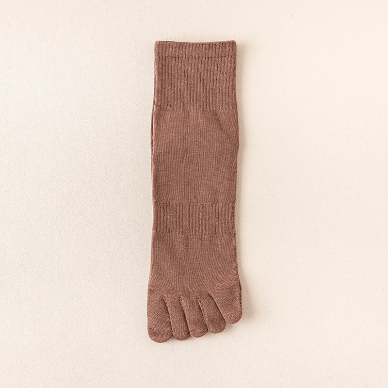 Sweat Absorbing Solid Five Toe Socks - Image 10