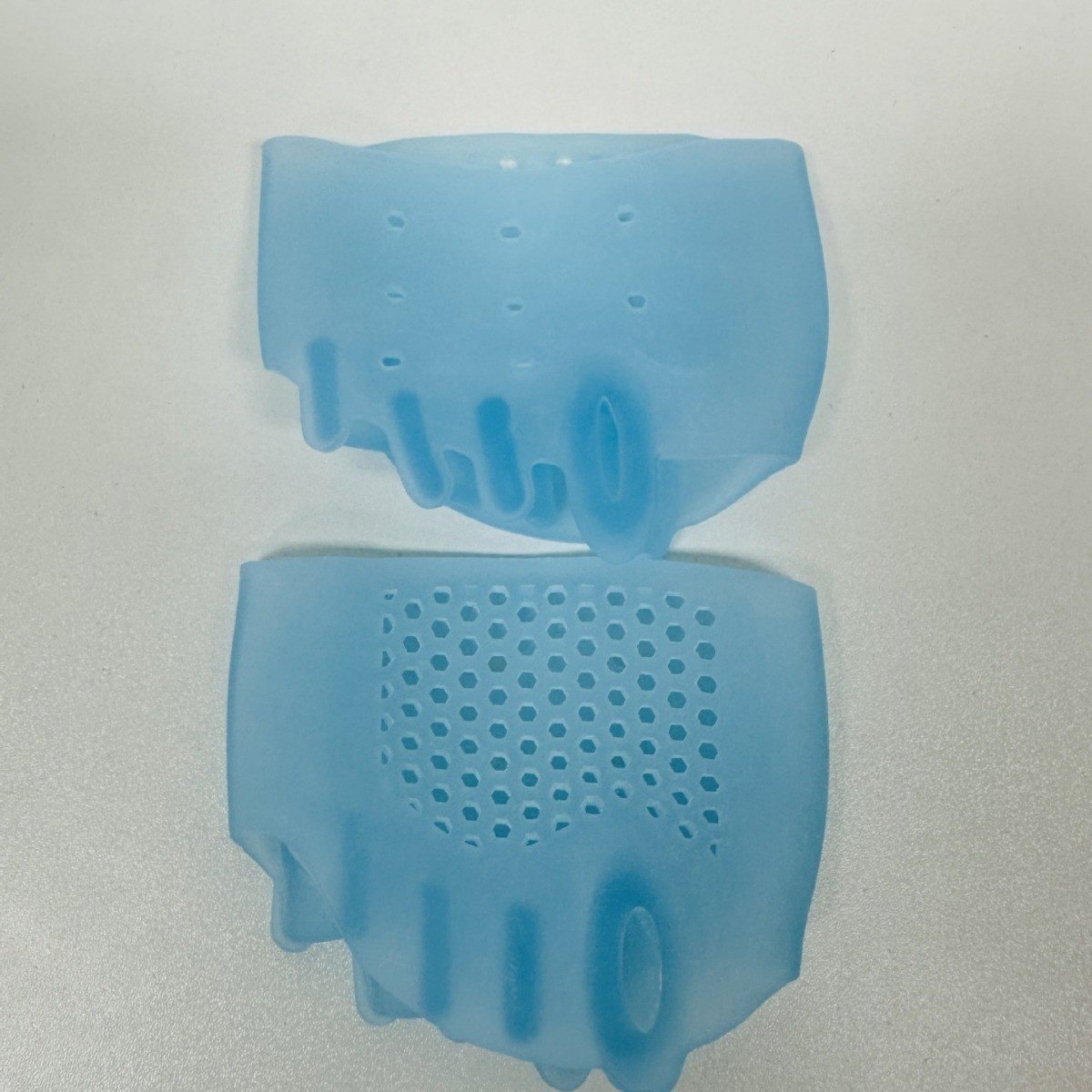Plastic Five Hole Honeycomb Front Cushion Shock-absorbing Toe Splitter - Image 2