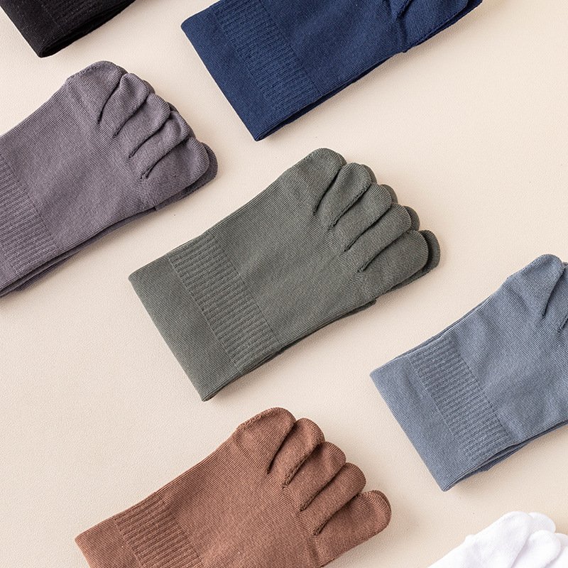 Sweat Absorbing Solid Five Toe Socks - Image 4