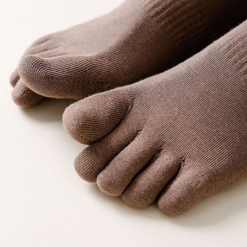 Sweat Absorbing Solid Five Toe Socks - Image 7
